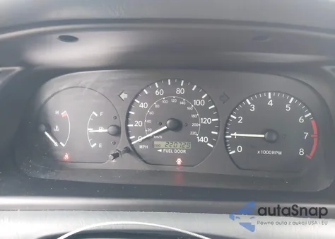 2000 Toyota Camry Ce from USA, damaged, VIN 4T1BG22K1YU638286